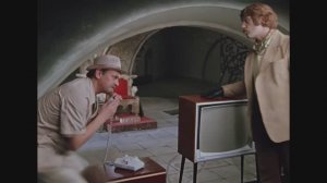 Положь трубку! Фрагменты из фильма "Иван Васильевич меняет профессию". 1973 г.