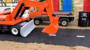 Экскаватор непослушный и Полицейская машина - Мультики про машинки