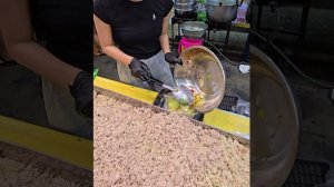 острый салат со свининой из Таиланда