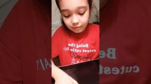 распаковка бумажных сюрпризов