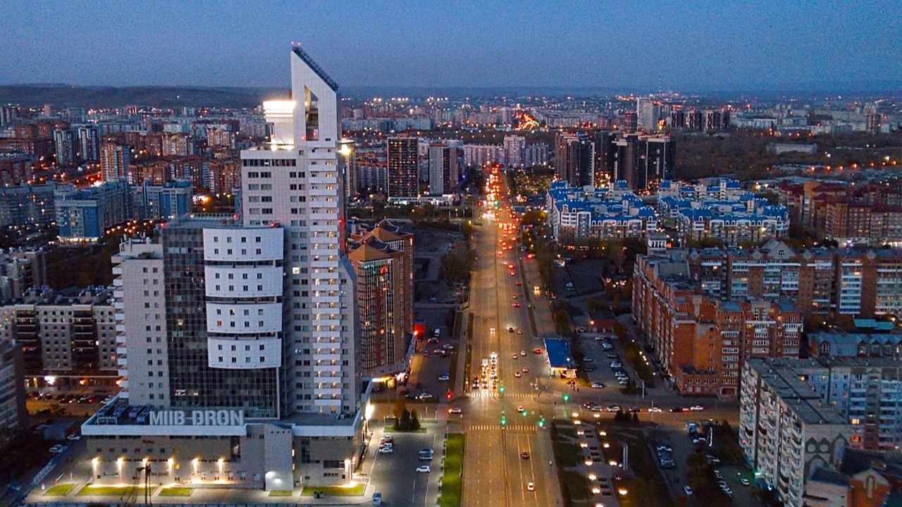 MIIB DRON Вечерняя Взлётка - 78 Добровольческой Бригады, Молокова, Авиаторов (FIMI x8 mini v2) 🚁 смотреть онлайн