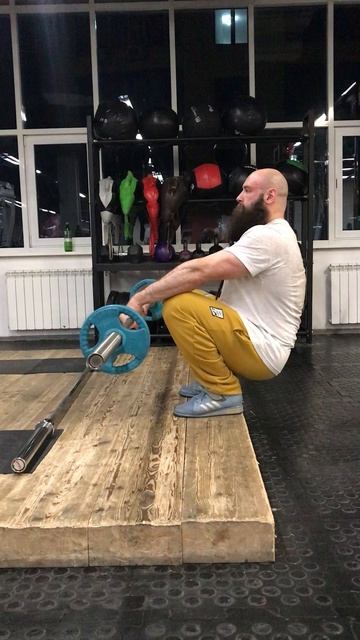 Надхват на корточках