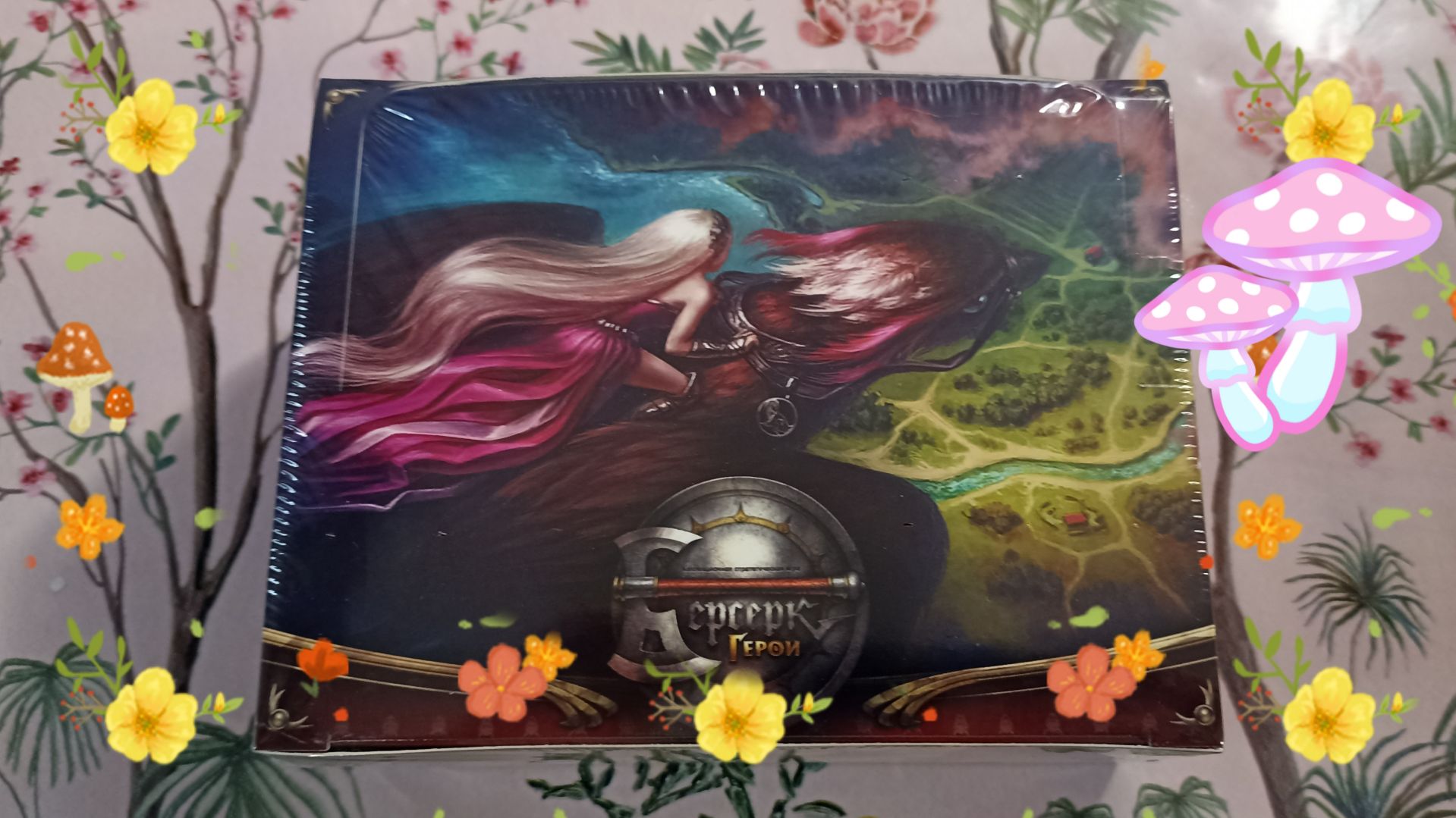 ККИ. Берсерк герои. Выпуск "Битва за Раммарат" вскрытие дисплея и 3 бустера