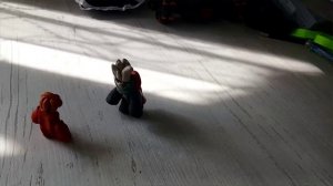 2 человечка дают друг другу пять! (самодельно)