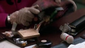 /Медиум "мошенница " помогает Призраку Сэму/