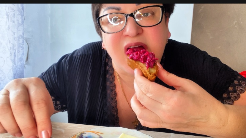 ИДЕАЛЬНЫЕ, весна ОДНАКО, пора к ВРАЧУ 😂 НО и спасибо за СОВЕТЫ буду ИСПРАВЛЯТЬСЯ 😊/Мукбанг смотреть онлайн