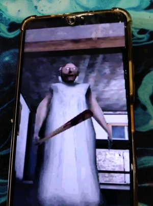 играем в granny на стриме