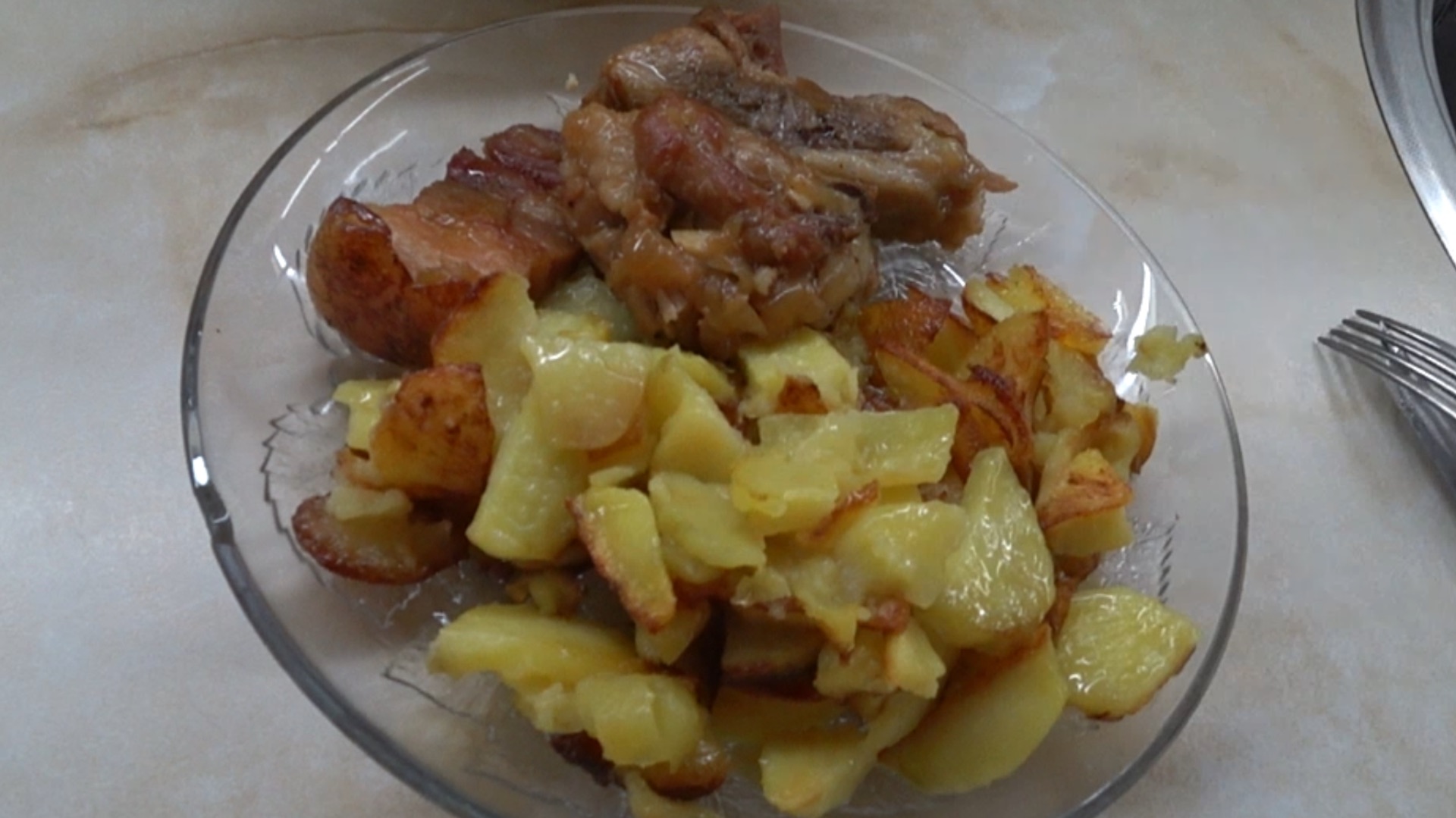 Сажаю проклюнувшиеся семена перца «Лечо». Вкусный рецепт рёбрышек в пиве. смотреть онлайн