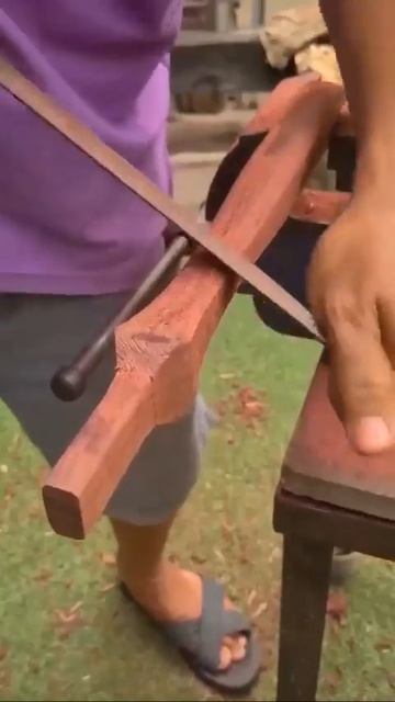 Новая ручка для молотка. Новая ручка для молотка.