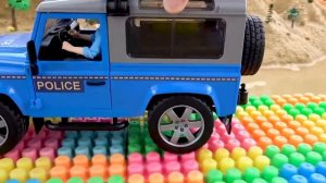 Веселые истории про спасательную игрушечную машинку