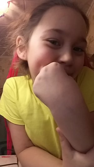 гугу гага гага гугу хочет съесть мою подругу