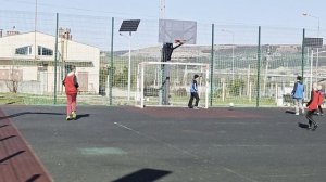 Дети и подростки поиграли в футбол 01.03.2026