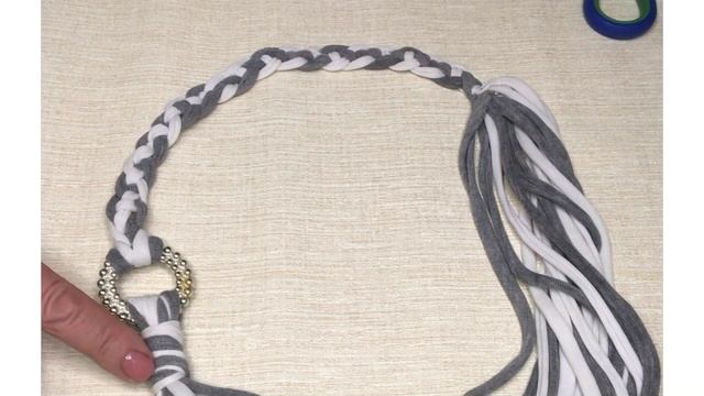 Из ненужных футболок