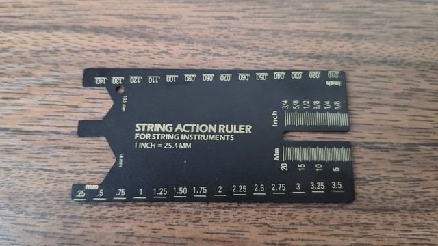 Линейка для измерения высоты струны над ладом (String Action Ruler или String Action Gauge) смотреть онлайн