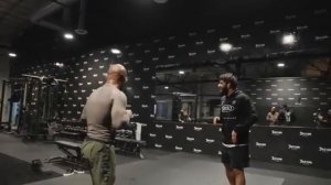 💥 Мышонок проверил силу Армана Царукяна!