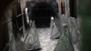 Хомяк сбегает из лабиринта-тюрьмы Minecraft