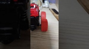 живые вещи-3 серия 1 сезона.