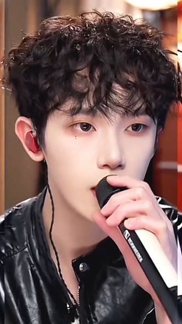 峰峰疯了Feng Feng is a handsome man 28.02.2026