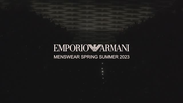 Показ мужской коллекции Emporio Armani весна-лето 2023