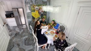 Встречаем гостей. Как прошел праздник. Подарков полный дом.