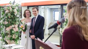 Четыре церемонии бракосочетания прошли в Московском метрополитене на станции «Сокольники»