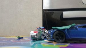 14 серия одели броню на Виа чтоб победить Киберсолдата битва роботов