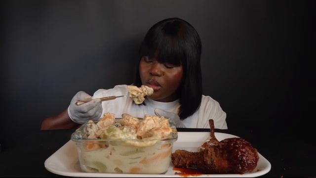 ASMR CHICKEN WINGS & ALFREDO CREAMY PASTA MUKBANG смотреть онлайн
