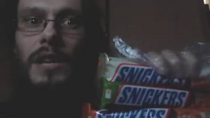 Песня про трилогию Сникерсов. Белый, зеленый и коричневый