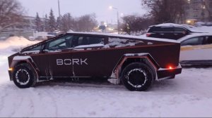 Tesla Cybertruck в Москве
