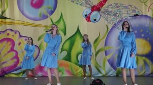 "Идёт солдат по городу"