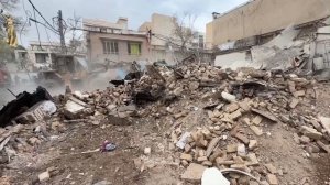 Помимо резиденции аятоллы Хаменеи, в руины в результате атаки США и Израиля превратился дом экс-...