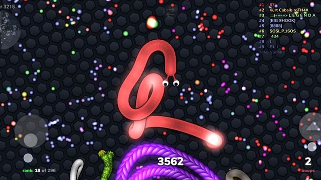 Я ИГРАЮ ЗА УЛИТКУ В SLITHER.IO!!!!!
