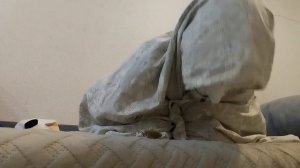 анонимус прыгает со скалы