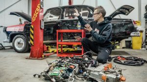 МЫ ПЕРЕДЕЛЫВАЕМ ВОЛГУ. НИССАН НЕ ОПРАВДАЛ НАДЕЖД.