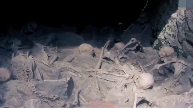 Ученые обнаружили в ПОМПЕЯХ НЕЧТО пугающее.