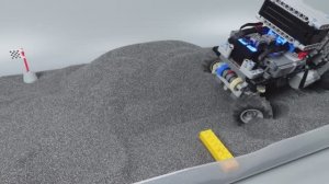 Вождение Лего-машинок по песку Driving Lego Cars in Sand