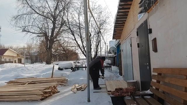 зарядка у трудяги