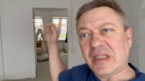 Жизнь вне орхидей- мне НАДОЕЛИ грязные дела  опять КОЛЮЧАЯ ПРОВОЛОКА в доме на Юге