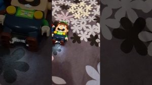 нашёл старого lego mario