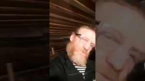 Употребление алкоголя в одну каску