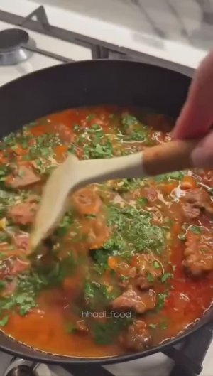 Тушёная говядина с овощами 🥩