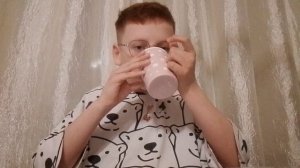 Пробуем ментос мятный с водой из холодильника 💀