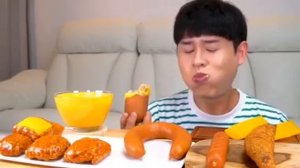 Мукбанг колбасы Еда на камеру