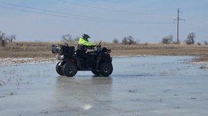 Лена дрифтует.