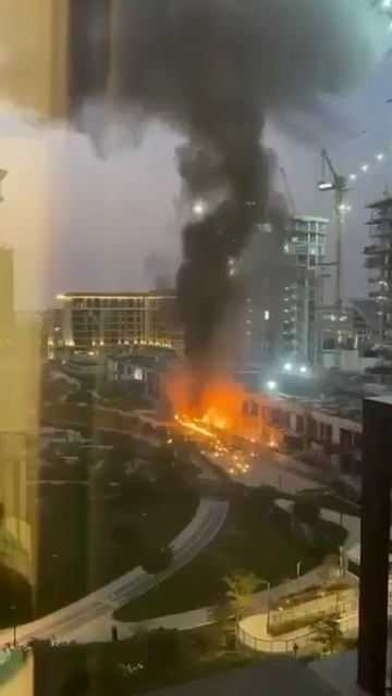 В районе City Walk в Дубае пожар после прилётов  СМИ.