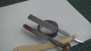 Заточка старой убиенной бритвы завод стиз модель "СПОРТ"ю 30-е годы СССР.