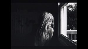 В моей комнате темно