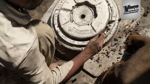 Литейный цех, литейное производство, литье различных деталей и агрегатов на заказ.