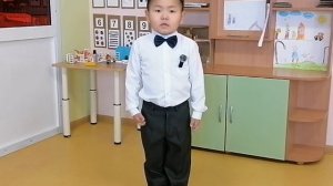 Григорий Иванович Данилов "Туллуктар" хоһоонун ааҕар Максимов Дамир