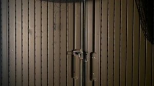 Настя и друзья ловят монстров на Хэллоуин